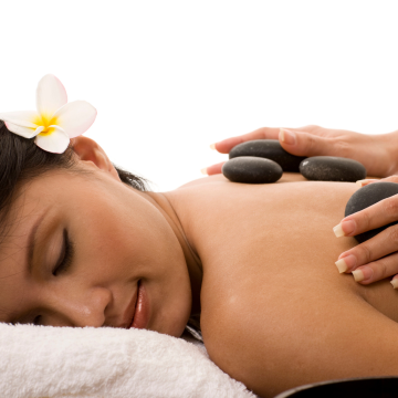 Hot-Stone-Massage - Mina Le Berlin Lichtenberg