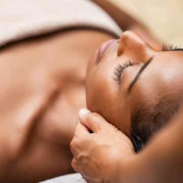 Head-Spa - Kopfhaut-Behandlung - Mina Le Berlin Lichtenberg